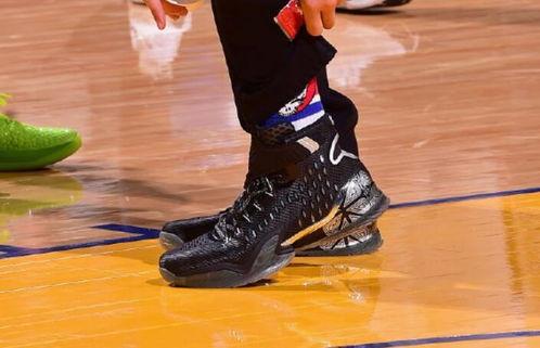 球星看国产球鞋视频,一场视觉与实力的盛宴