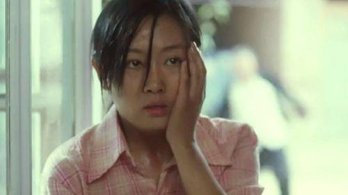 国产电影女的哭的视频